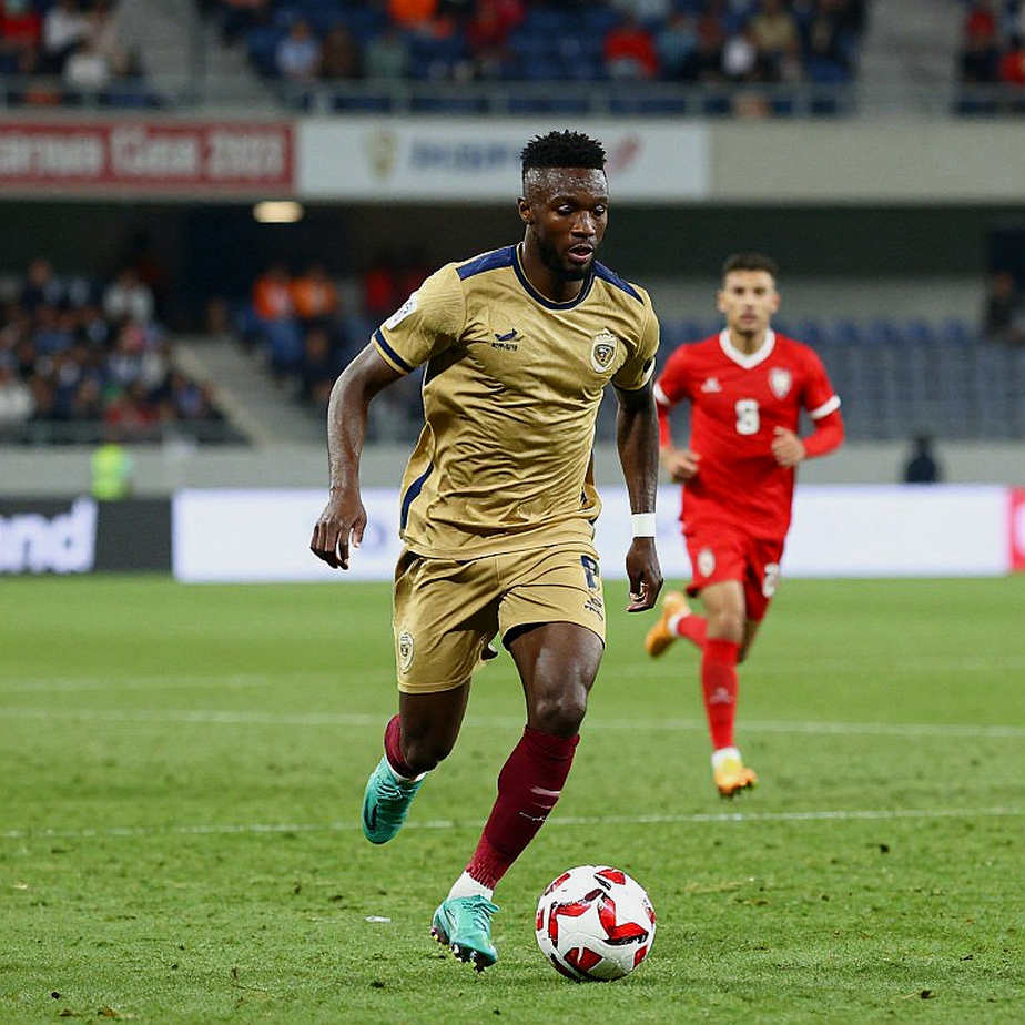 Kỳ chuyển nhượng V.League: Dòng tiền thật sau những bản hợp đồng không phí
