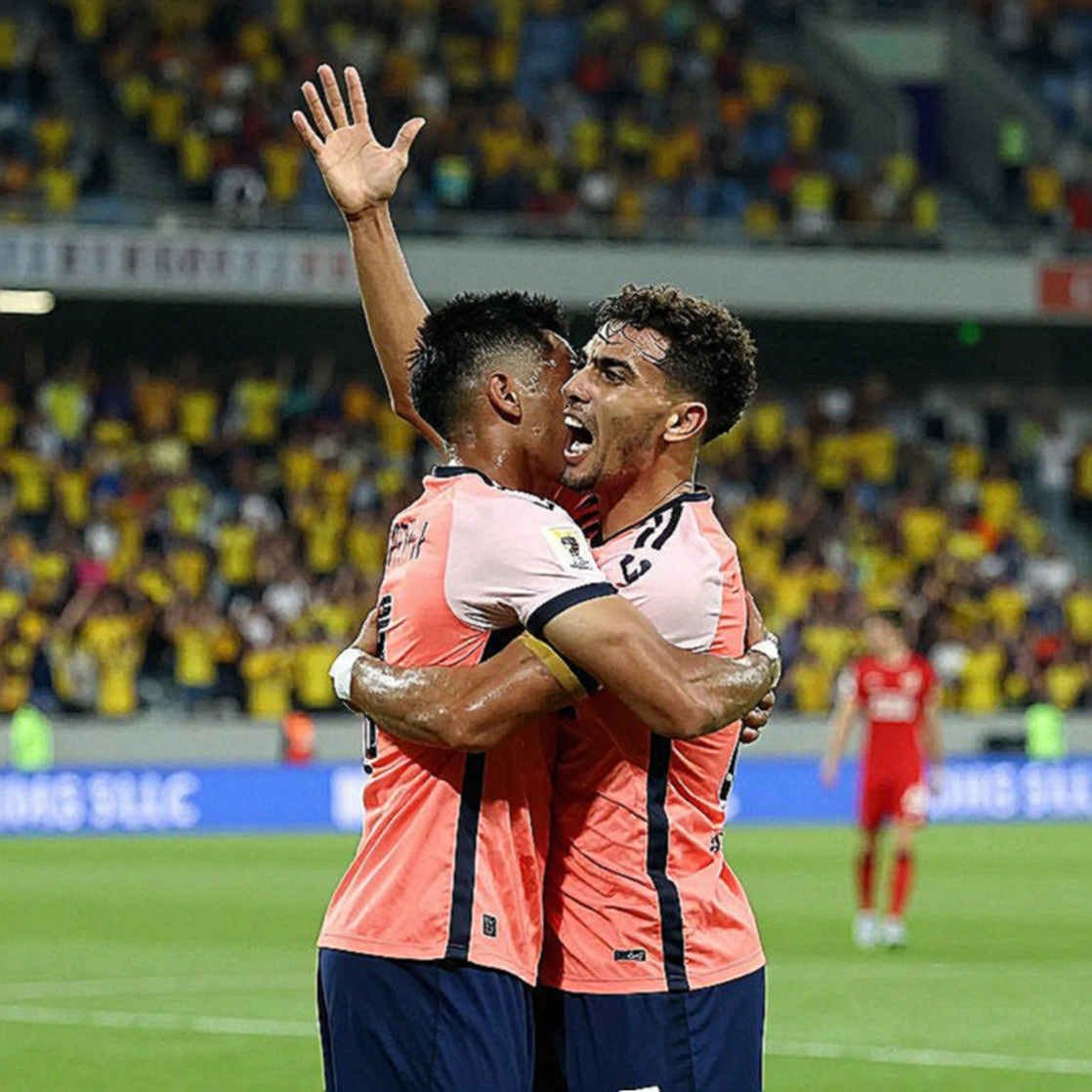 Đường đua FC Pro Mobile 2026: Bốn người Việt và khoảng lặng trước Seoul