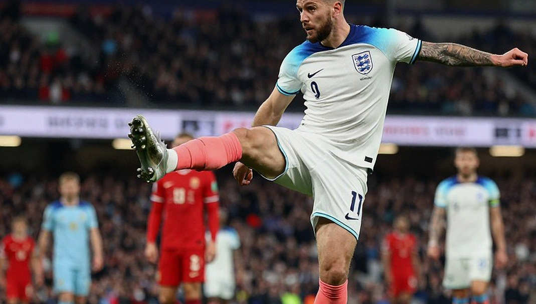 Năm điểm sau năm vòng: khi Carrick chạm vào vết sẹo Van Gaal Năm điểm sau năm vòng: khi Carrick chạm vào vết sẹo Van Gaal