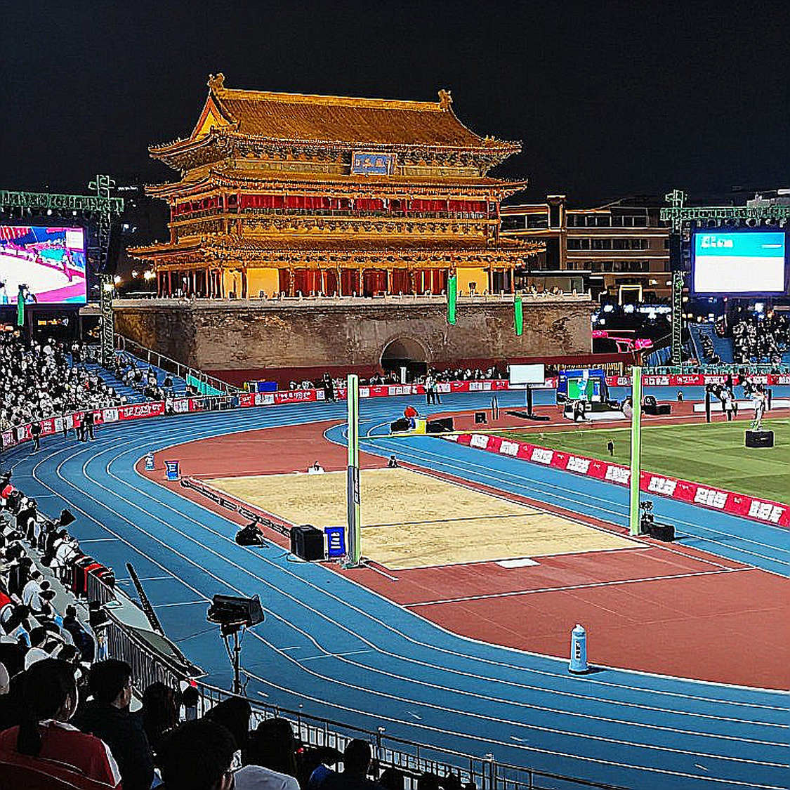 Peres Jepchirchir bị đình chỉ tạm thời: marathon nữ bước vào vùng rà soát